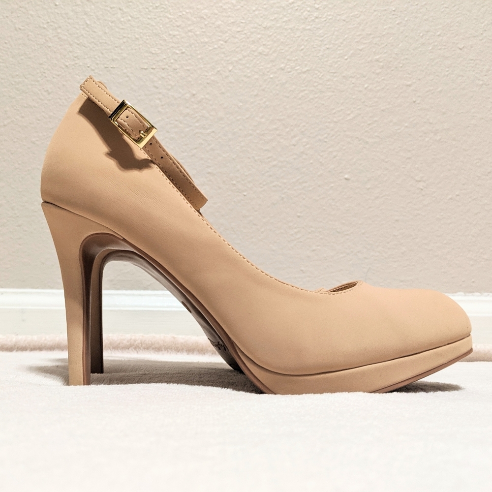 4" Tan Suede Heels